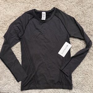Athleta Momentum Seamless Long Sleeve Shirt